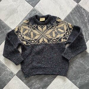 Gaeltarra Vintage Wool Sweater - Made in Ireland - Ladies Size S - Gray & Cream